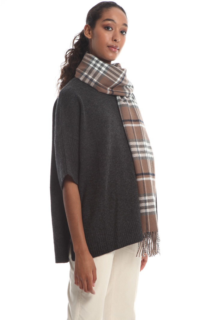 Fringed scarf Intrend Fringed scarf Intrend