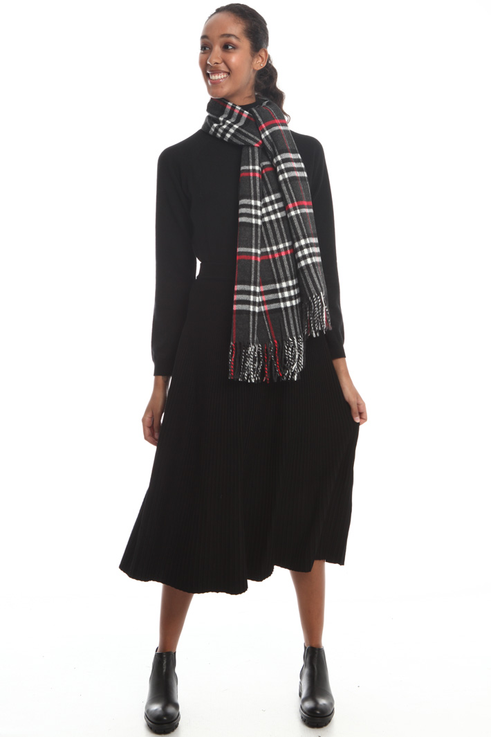 Fringed scarf Intrend Fringed scarf Intrend