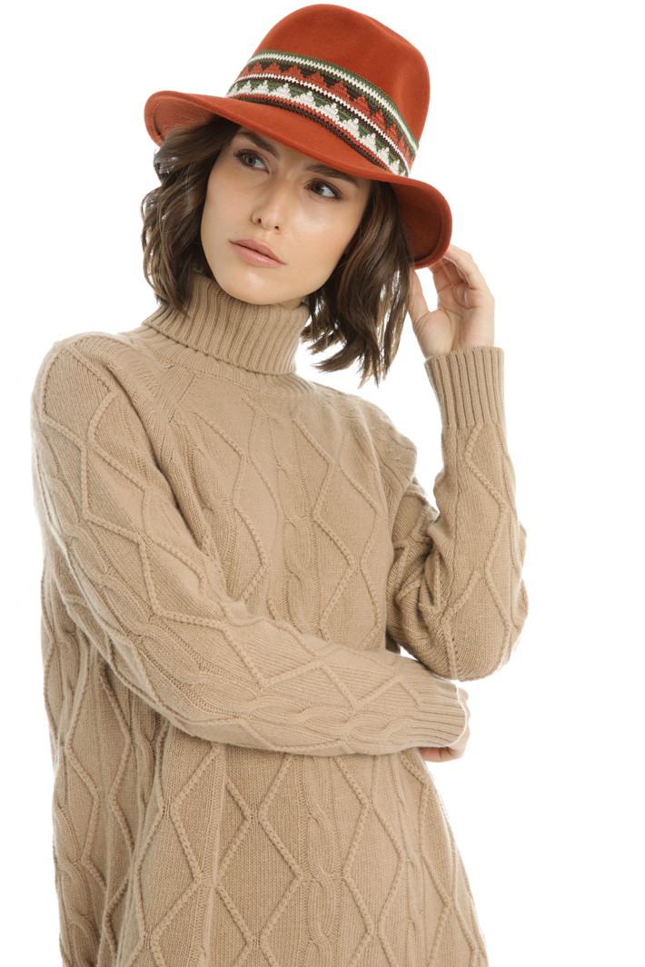 Hat with ribbon Intrend Hat with ribbon Intrend