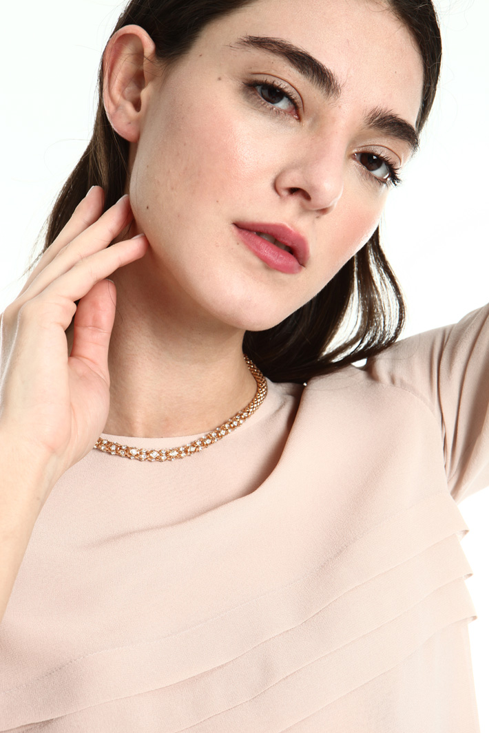 Metal and rhinestone necklace Intrend Metal and rhinestone necklace Intrend