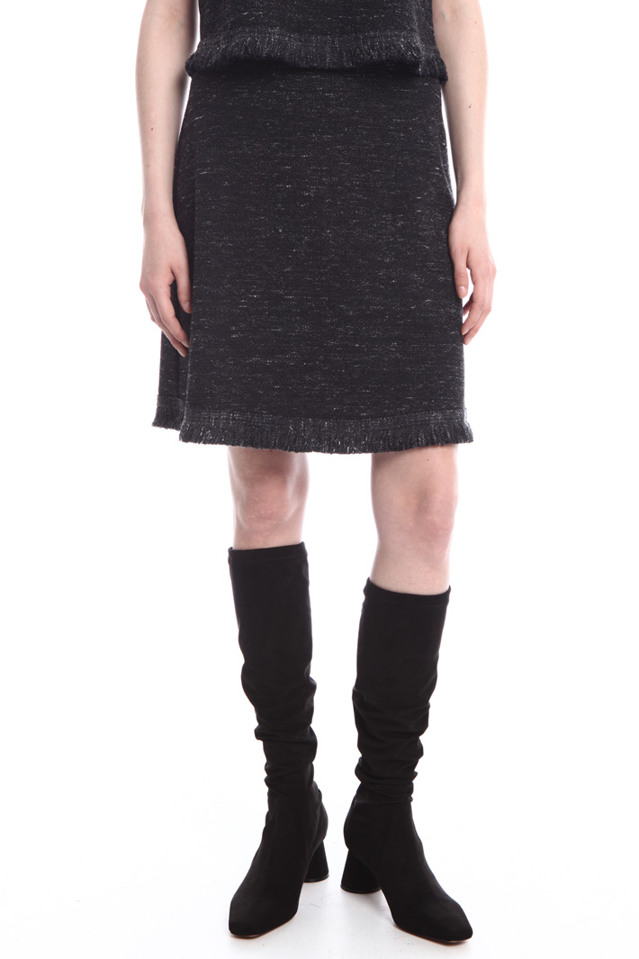 Raw edge mini skirt
Intrend Raw edge mini skirt
Intrend