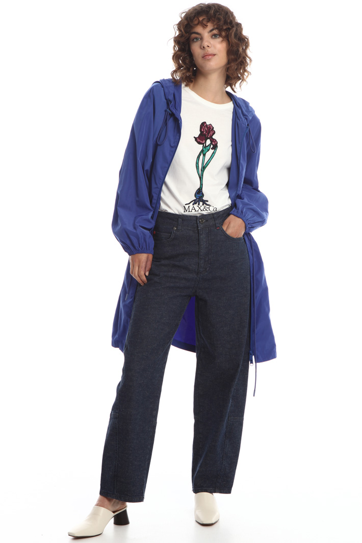 Embroidered T-shirt
Intrend Embroidered T-shirt
Intrend