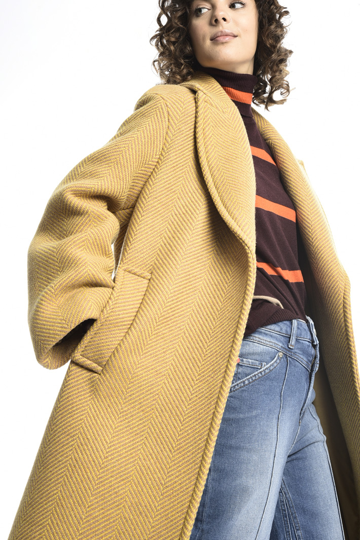 Chevron coat with belt Intrend Chevron coat with belt Intrend