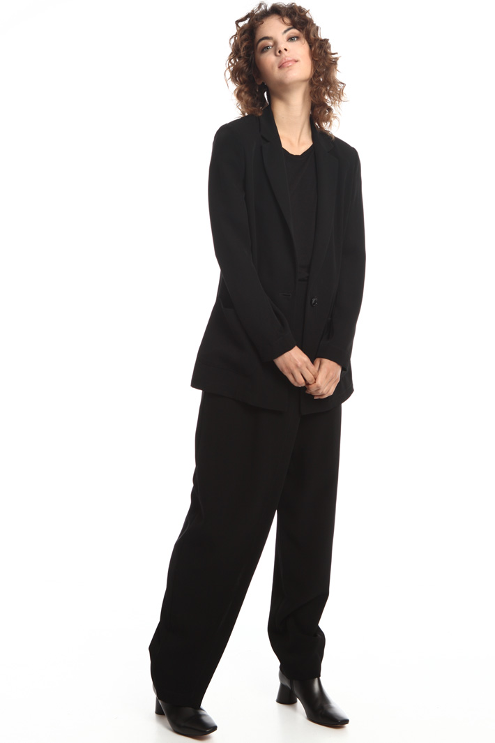Unstructured twill blazer
Intrend Unstructured twill blazer
Intrend
