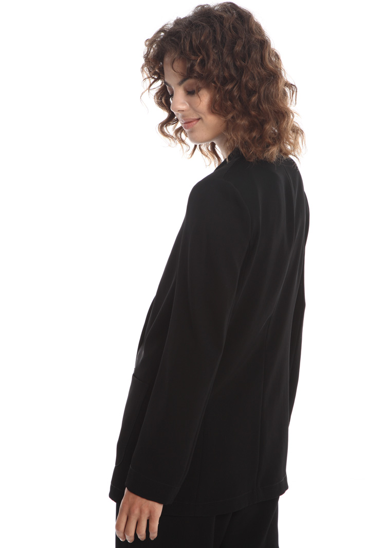Unstructured twill blazer
Intrend Unstructured twill blazer
Intrend