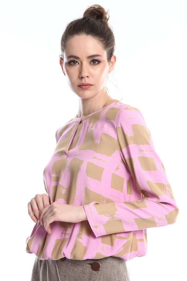 Drawstring printed blouse
Intrend Drawstring printed blouse
Intrend