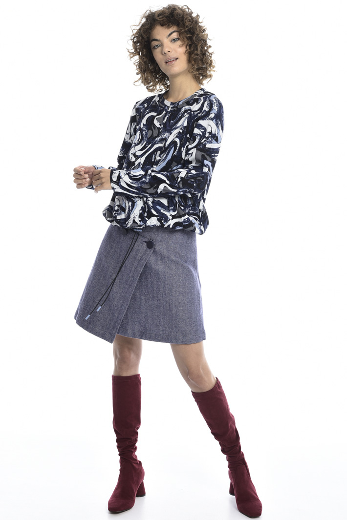 Drawstring printed blouse
Intrend Drawstring printed blouse
Intrend