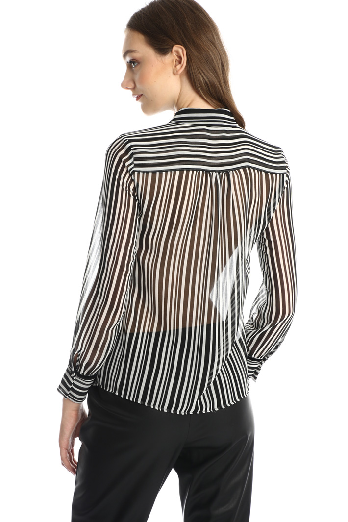 Printed georgette shirt Intrend Printed georgette shirt Intrend