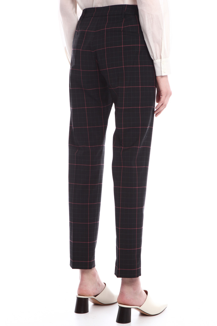 Stretch wool trousers
Intrend Stretch wool trousers
Intrend