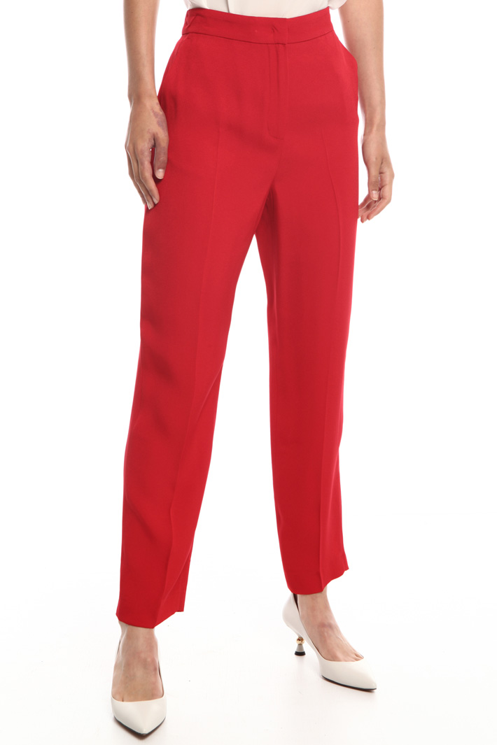 Envers satin trousers
Intrend Envers satin trousers
Intrend