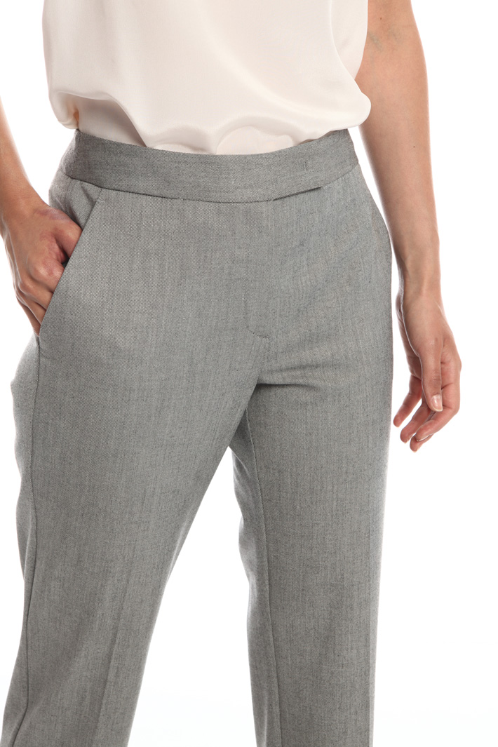 Slim-fit trousers with turn-up Intrend Slim-fit trousers with turn-up Intrend