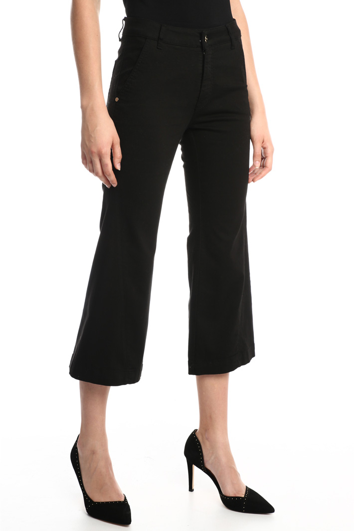 Flared leg bull trousers Intrend Flared leg bull trousers Intrend