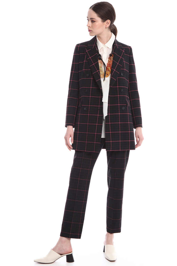 Organza shirt with bow
Intrend Organza shirt with bow
Intrend