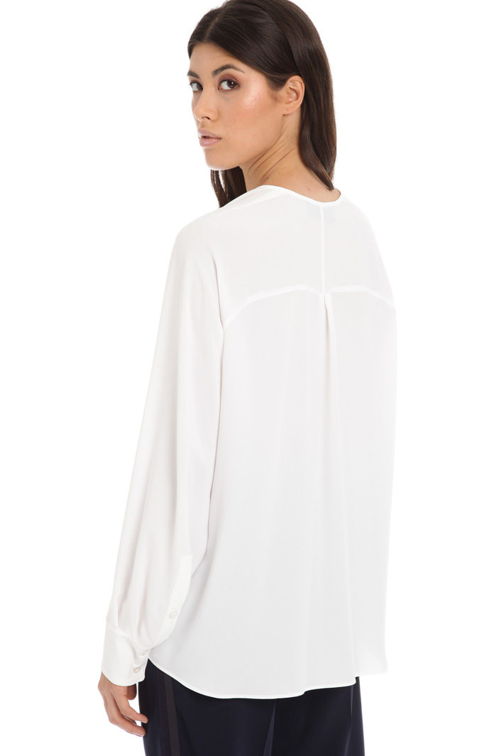 Relaxed fit silk tunic Intrend Relaxed fit silk tunic Intrend
