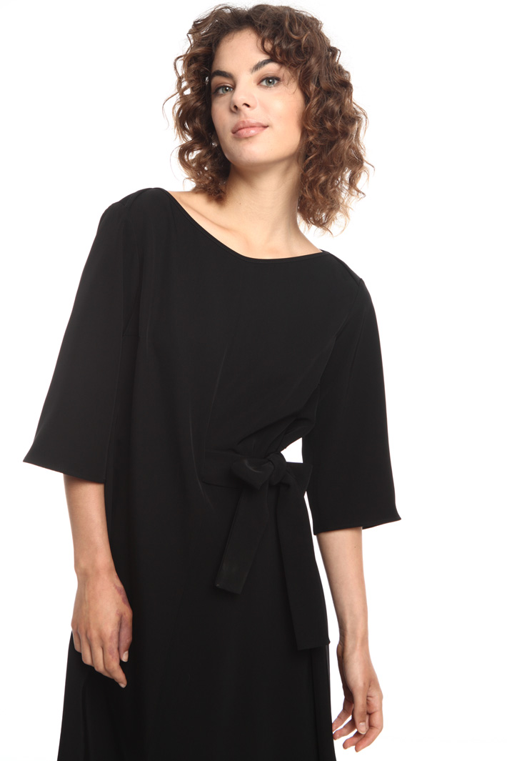 Flared twill dress
Intrend Flared twill dress
Intrend