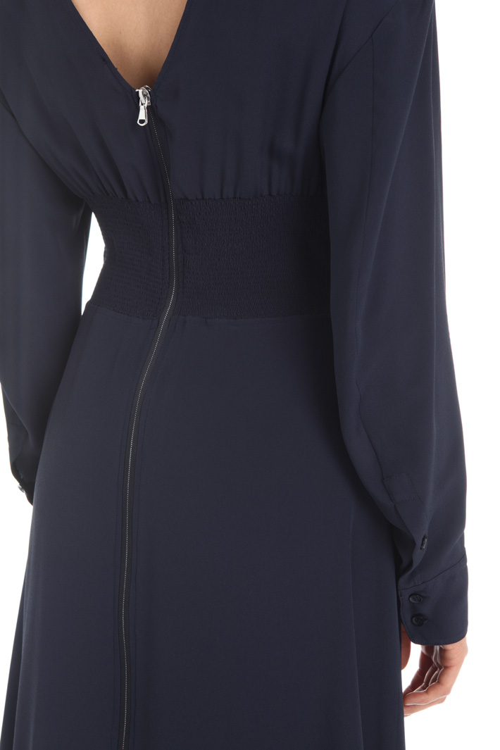 Crepe midi dress Intrend Crepe midi dress Intrend