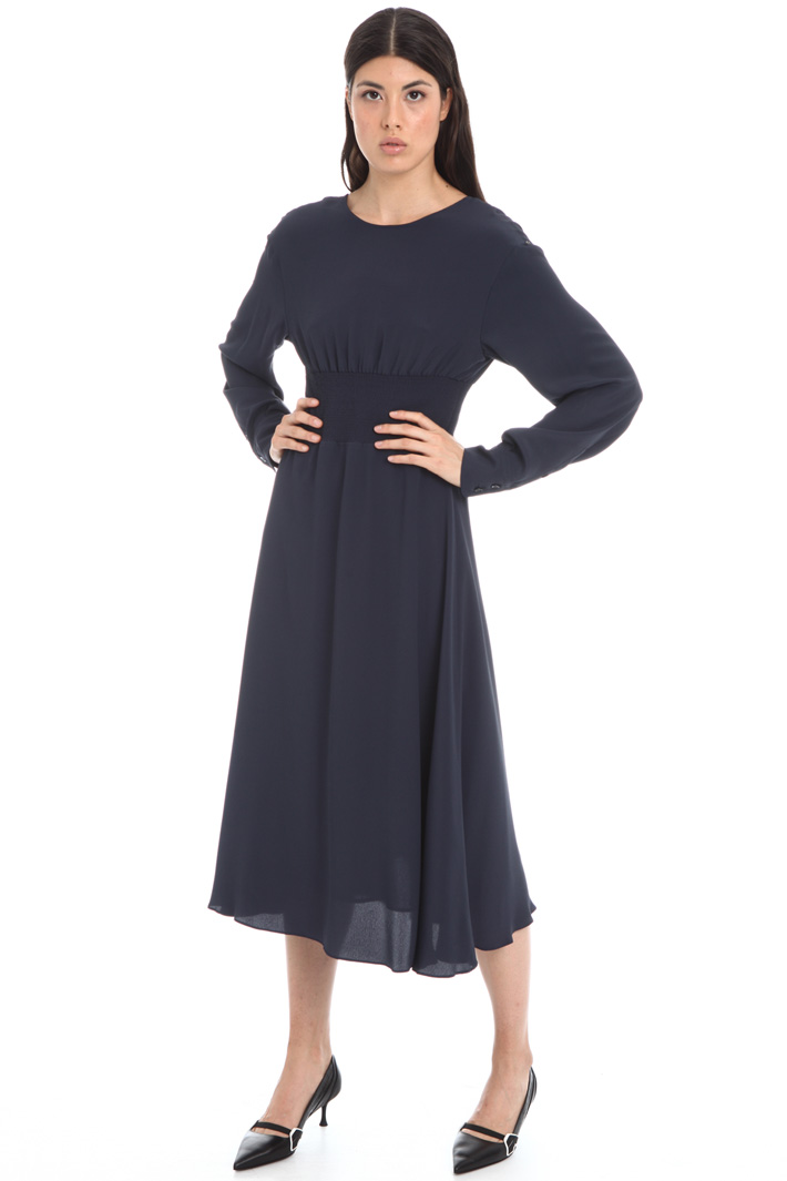 Crepe midi dress Intrend Crepe midi dress Intrend
