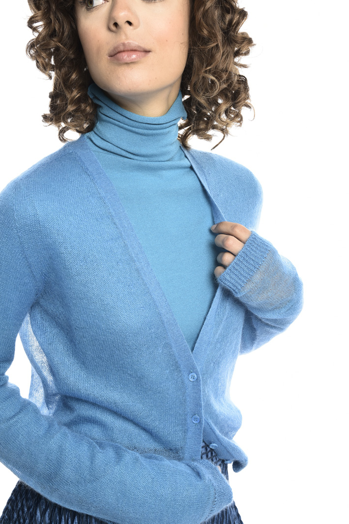 Mohair gauze cardigan
Intrend Mohair gauze cardigan
Intrend