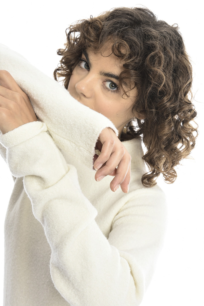 Wool funnel neck sweater Intrend Wool funnel neck sweater Intrend