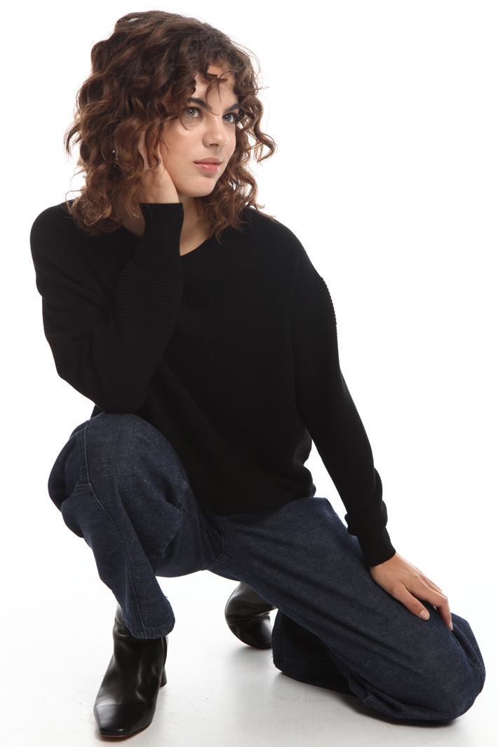 Stretch viscose sweater Intrend Stretch viscose sweater Intrend