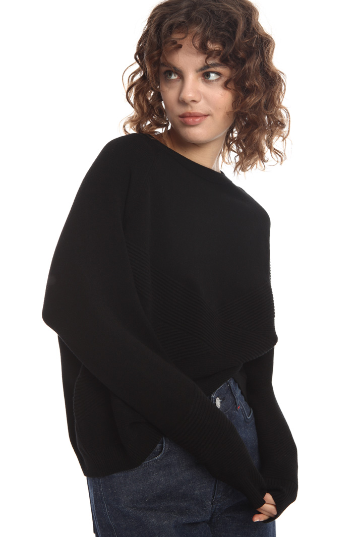 Stretch viscose sweater Intrend Stretch viscose sweater Intrend