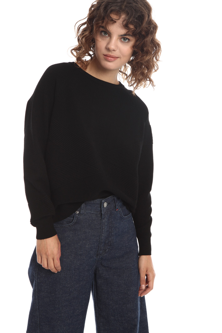 Stretch viscose sweater Intrend Stretch viscose sweater Intrend