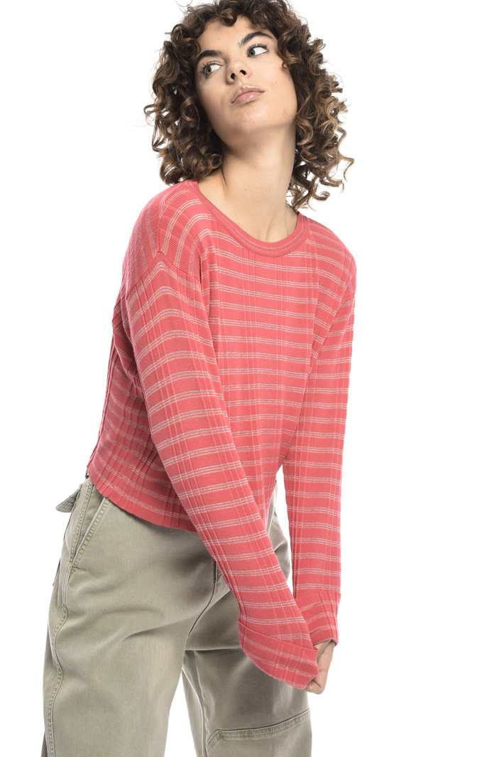 Crop sweater
Intrend Crop sweater
Intrend