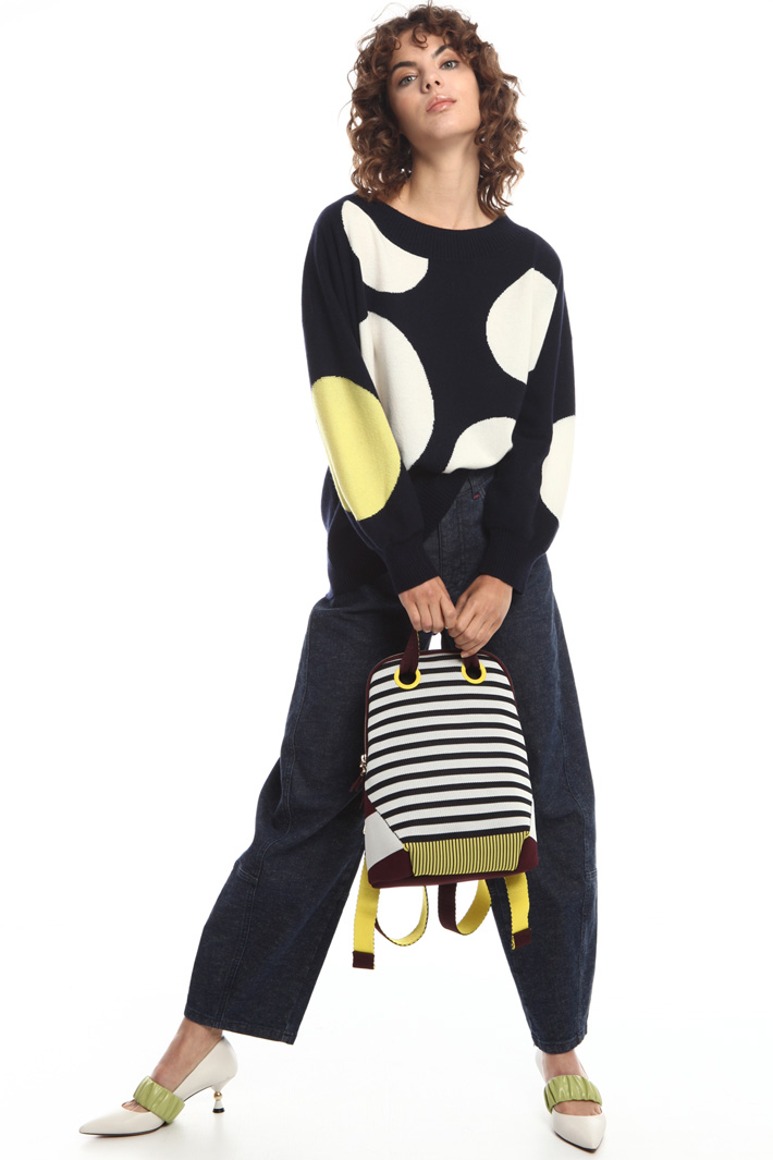 Wool-cashmere sweater
Intrend Wool-cashmere sweater
Intrend