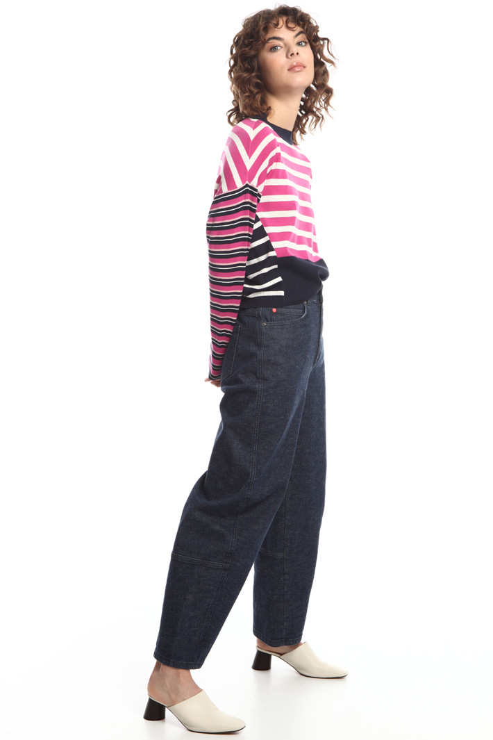 Striped silk blend sweater
Intrend Striped silk blend sweater
Intrend