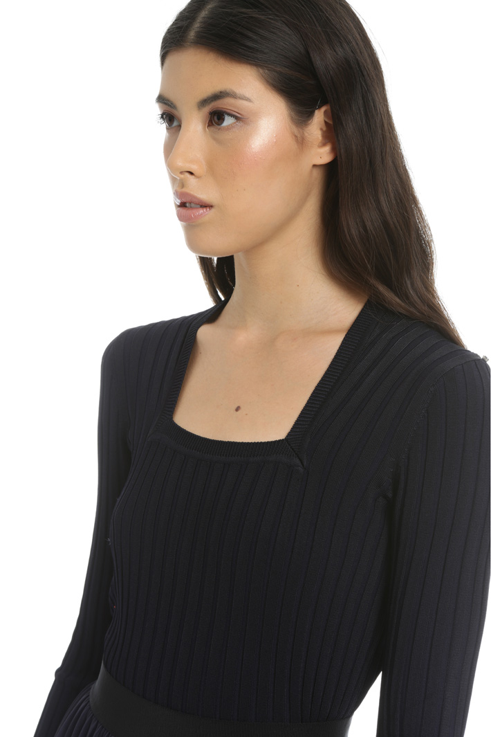 Square neck sweater Intrend Square neck sweater Intrend