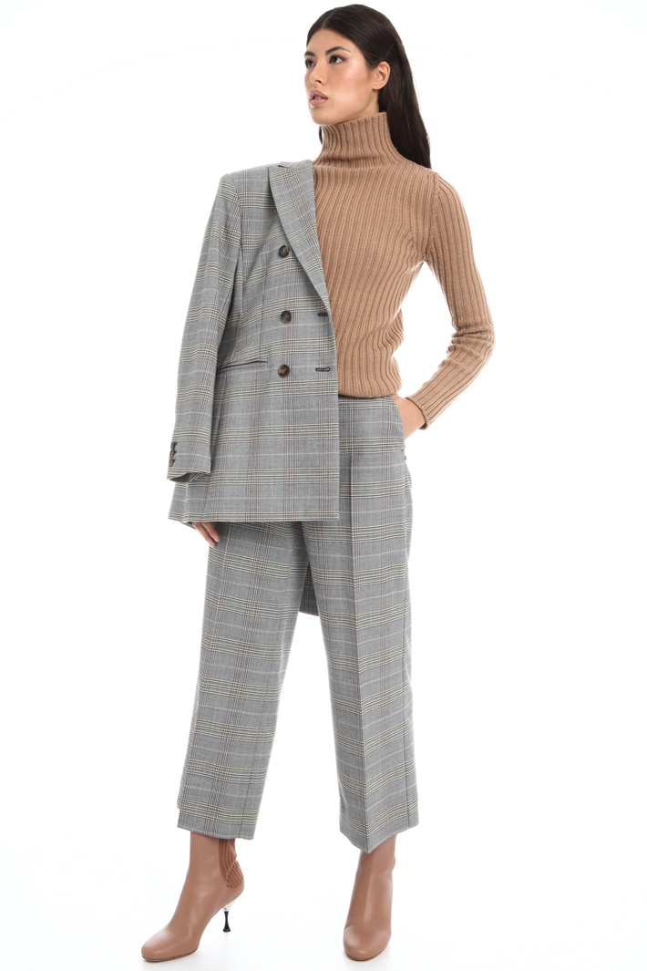 Ribbed turtleneck sweater Intrend Ribbed turtleneck sweater Intrend