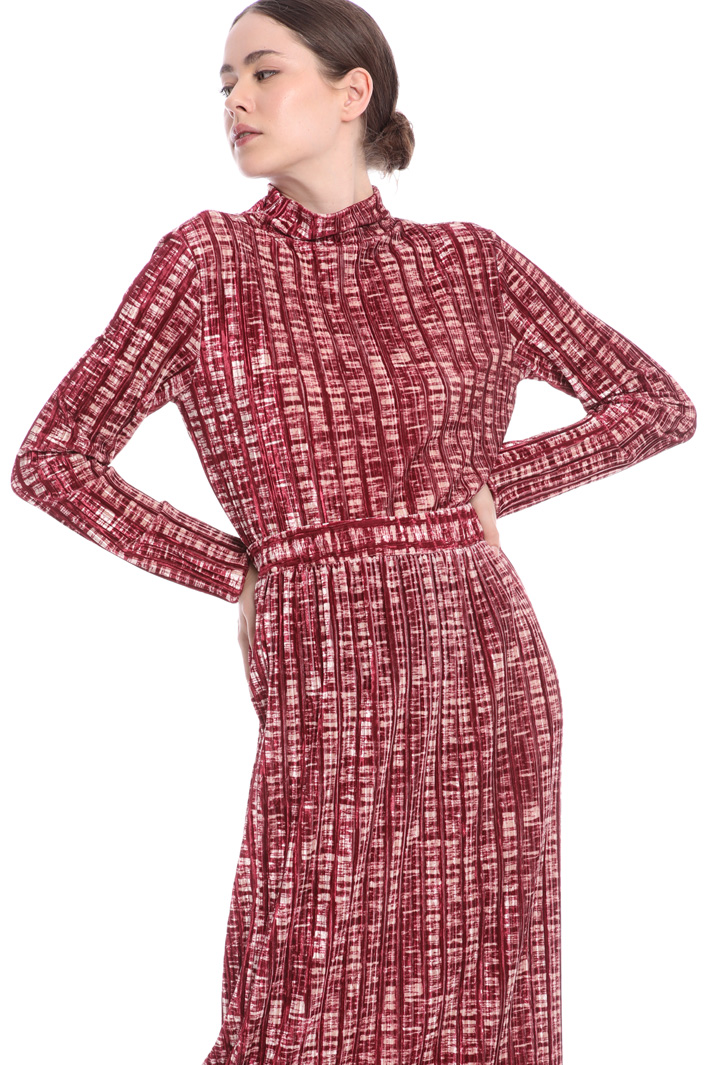 Velvet top and skirt Intrend Velvet top and skirt Intrend