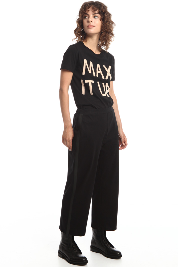 Cotton jersey trousers
Intrend Cotton jersey trousers
Intrend