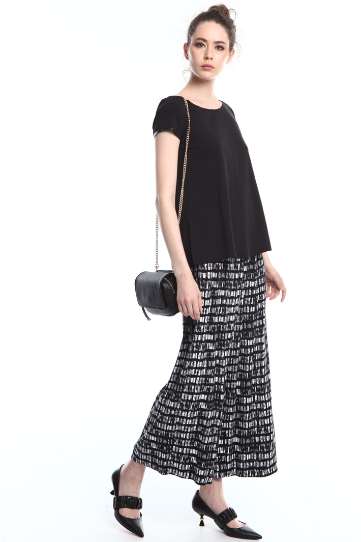 Flared T-shirt
Intrend Flared T-shirt
Intrend