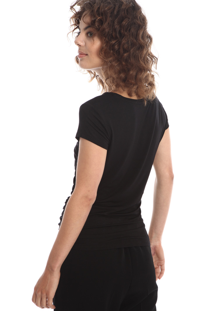 Fitted T-shirt in viscose Intrend Fitted T-shirt in viscose Intrend