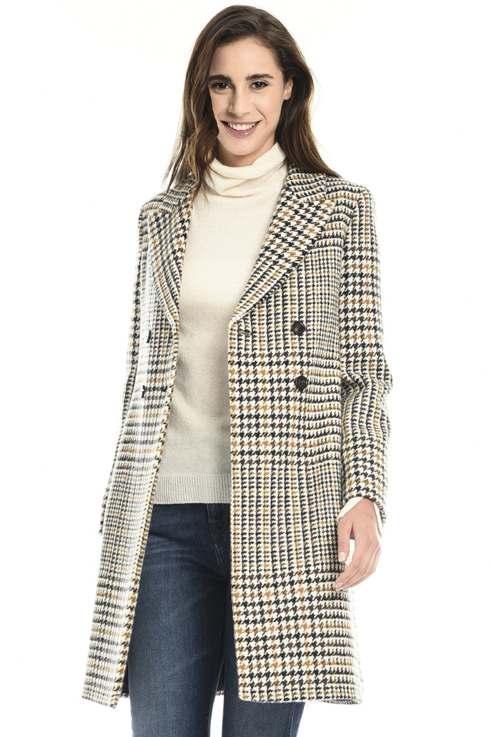 Double-breasted wool coat Intrend Double-breasted wool coat Intrend