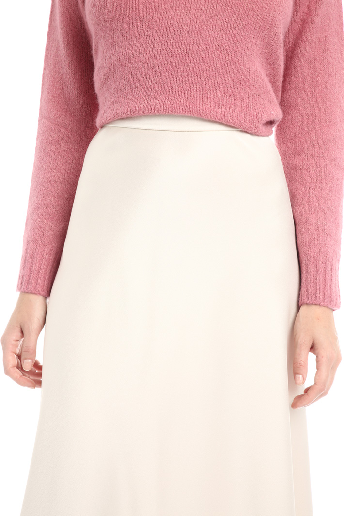 Flared envers satin skirt Intrend Flared envers satin skirt Intrend