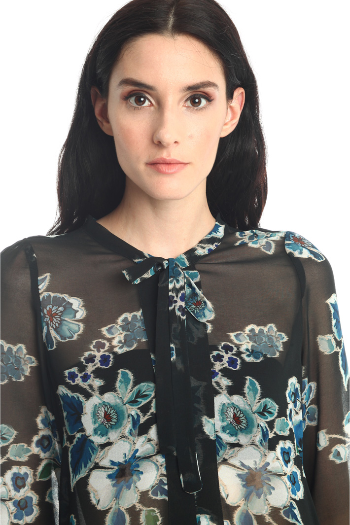 Printed georgette blouse Intrend Printed georgette blouse Intrend