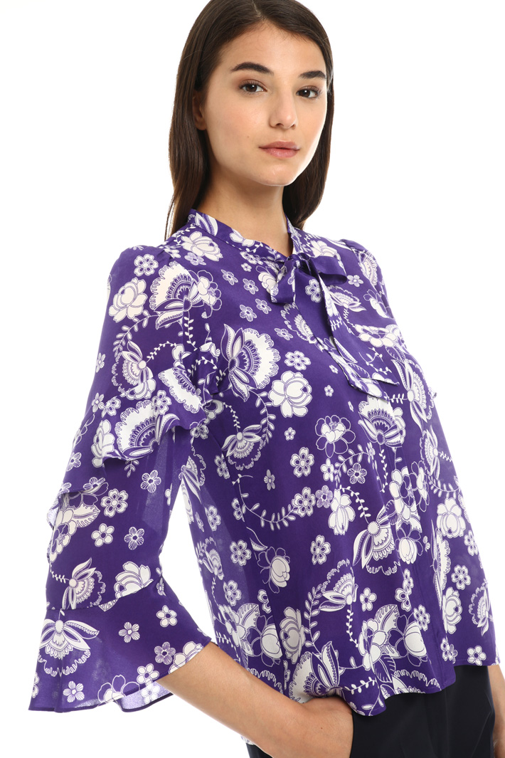 Pure crepe silk shirt Intrend Pure crepe silk shirt Intrend