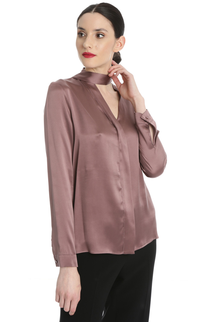 Stretch silk blouse Intrend Stretch silk blouse Intrend