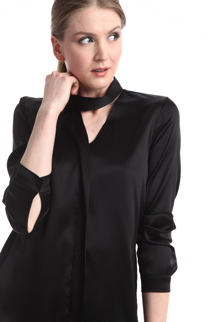 Stretch silk blouse Intrend Stretch silk blouse Intrend