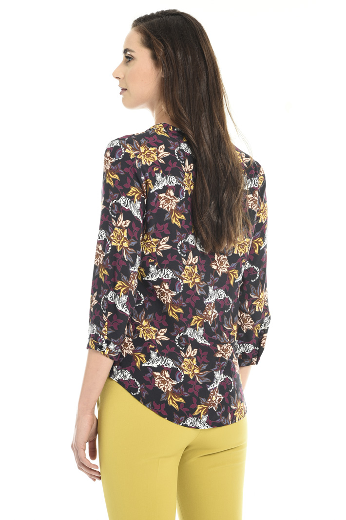 Printed viscose shirt Intrend Printed viscose shirt Intrend
