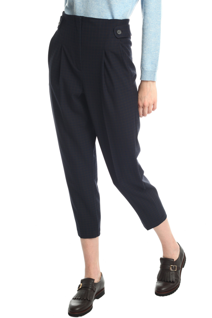 Viscose carrot trousers Intrend Viscose carrot trousers Intrend
