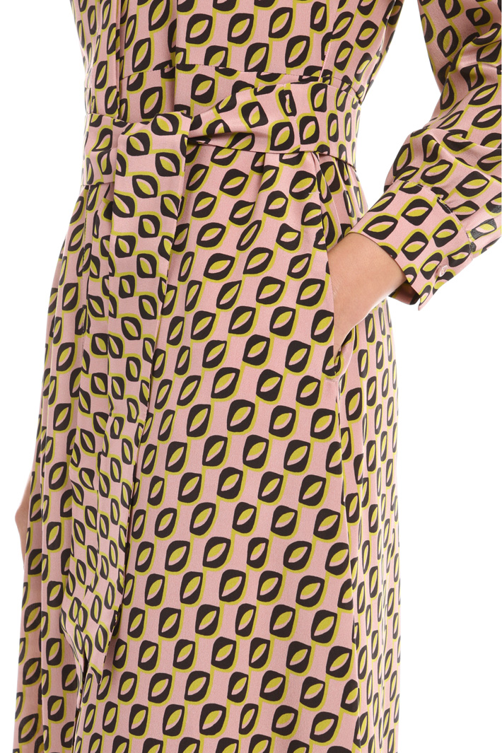 Silk crepe chemisier dress Intrend Silk crepe chemisier dress Intrend