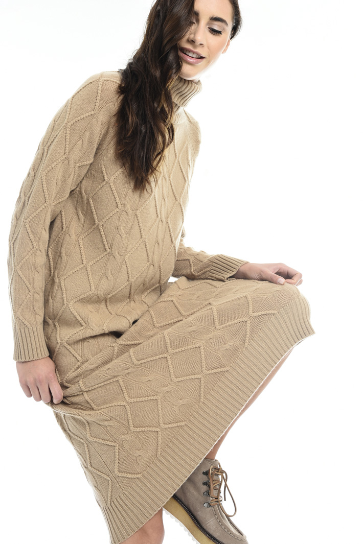 Long knit wool dress Intrend Long knit wool dress Intrend