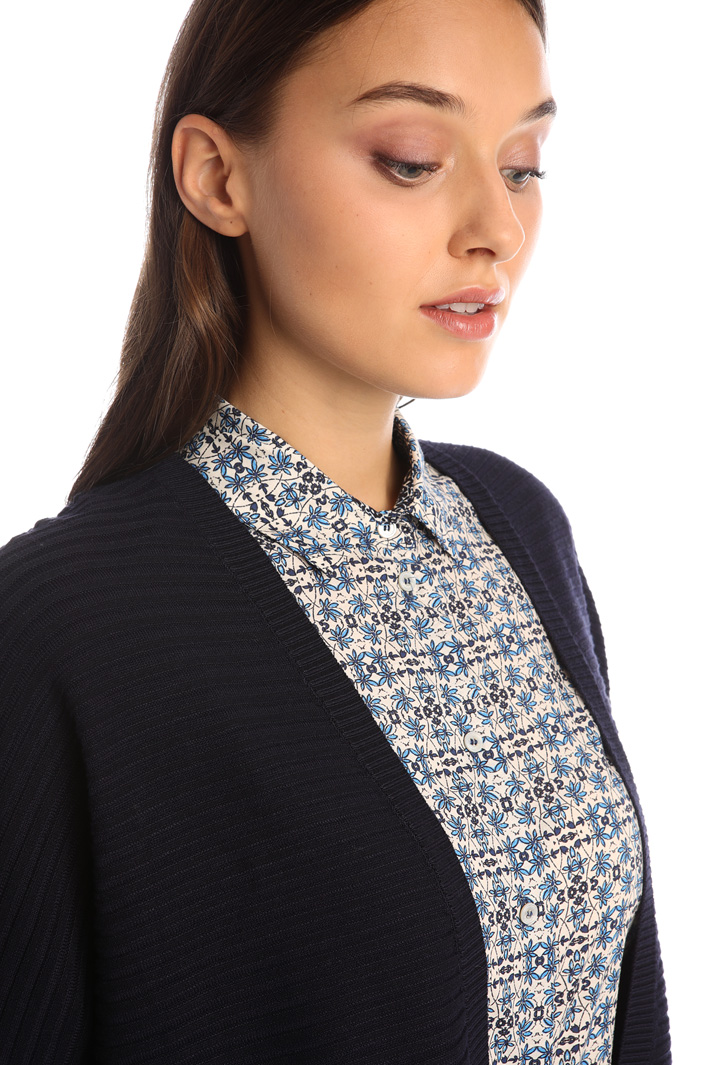 Ribbed viscose cardigan Intrend Ribbed viscose cardigan Intrend