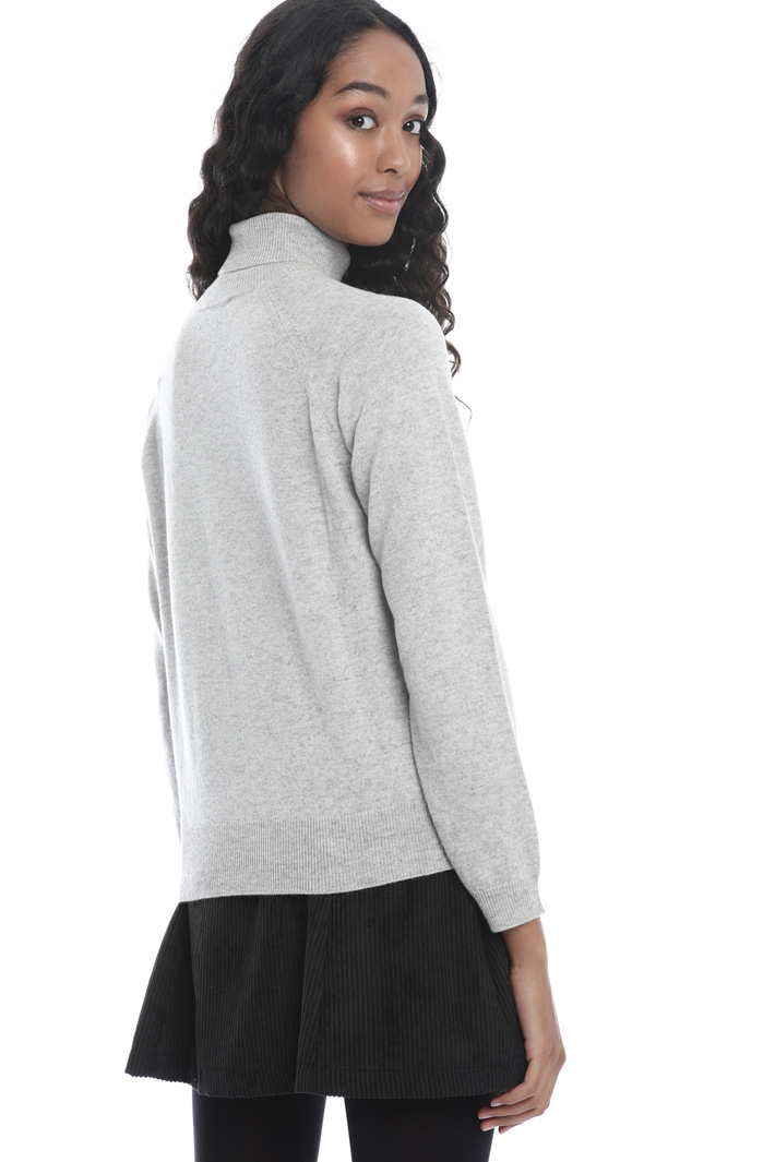Wool and cashmere turtleneck Intrend Wool and cashmere turtleneck Intrend
