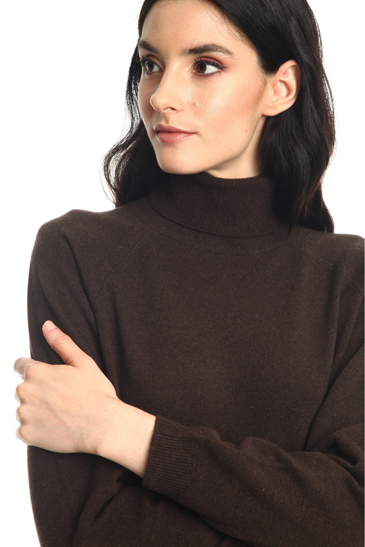 Wool blend turtleneck sweater Intrend Wool blend turtleneck sweater Intrend
