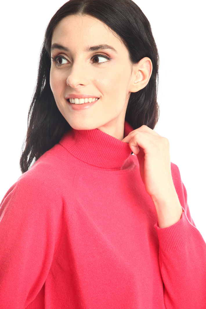 Wool blend turtleneck sweater Intrend Wool blend turtleneck sweater Intrend