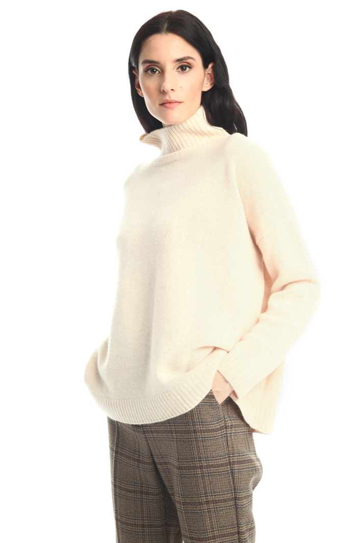 Pure wool turtleneck sweater Intrend Pure wool turtleneck sweater Intrend